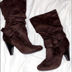 SIZE 10 - SEYCHELLES BROWN BOOTS